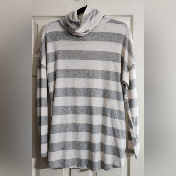 Lovely Melody Striped Top - Picture 3 of 3